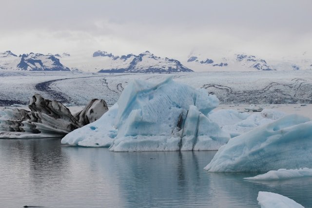 Jokulsarlon Glacier Lagoon Iceland travel destination | Travel and Live